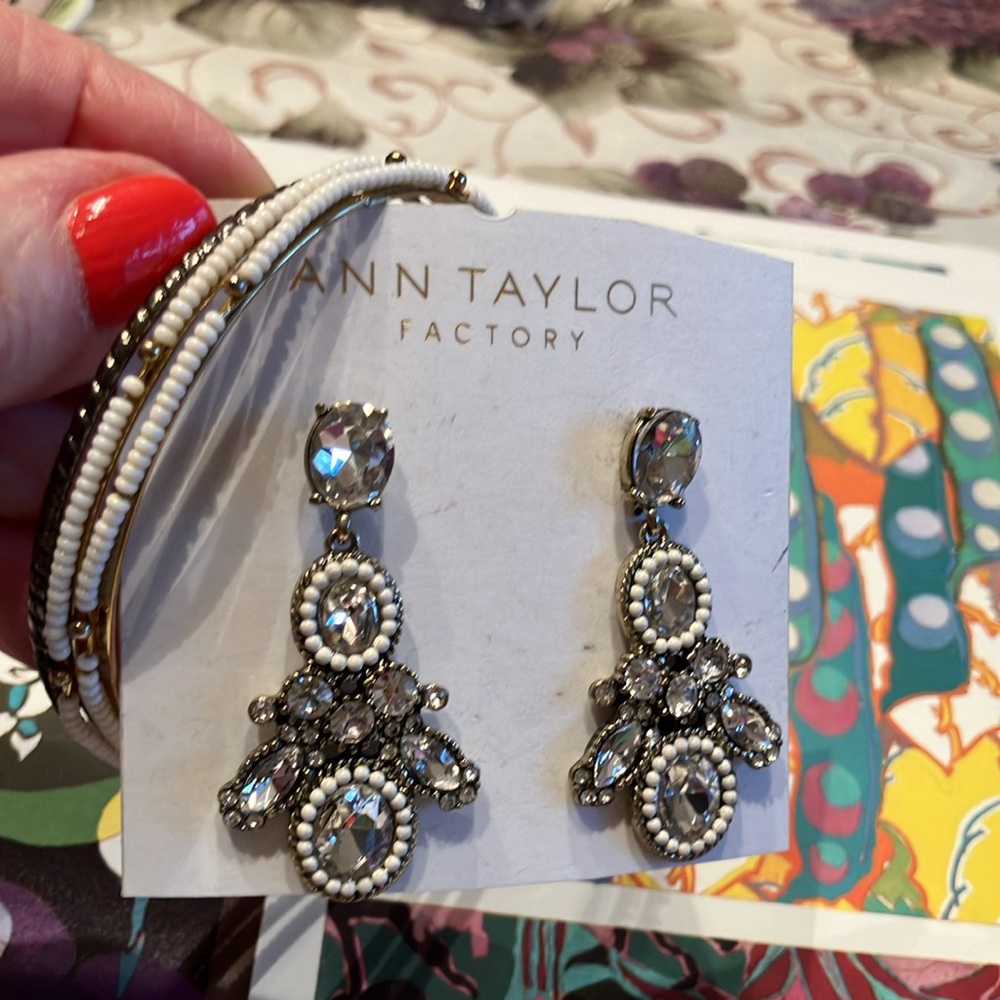 Ann Taylor Silver and White Crystal Drop Earrings and Three Matching Bangles - Picture 6 of 10